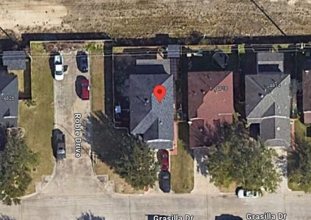 Houston Police Investigate Apparent Murder-Suicide, Three Daughters Were Inside Home