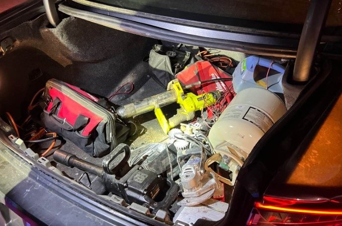 Constable Deputies Apprehend Burglary Suspects with Stolen Equipment Near George Bush Intercontinental Airport