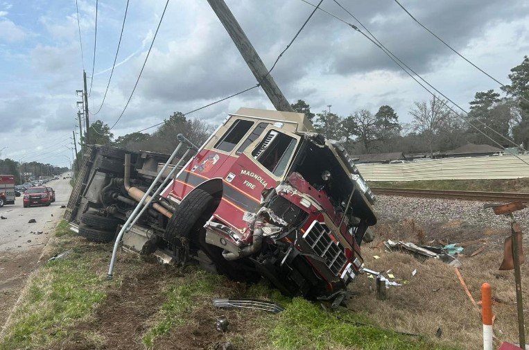Collision Involving Magnolia Fire Truck Hospitalizes Crew and SUV Driver