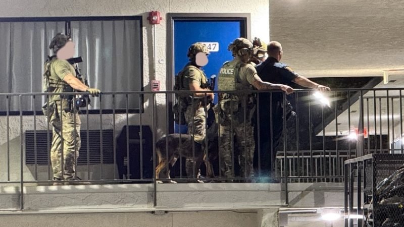 Stabbing Suspect Arrested After Standoff at College Station Motel