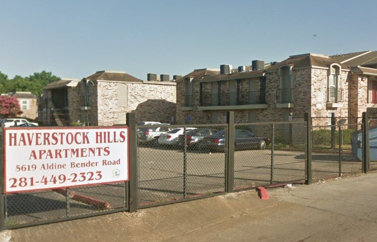 Man Found Dead in Courtyard of Harris County Apartment Complex Man Found Dead in Courtyard of Harris County Apartment Complex