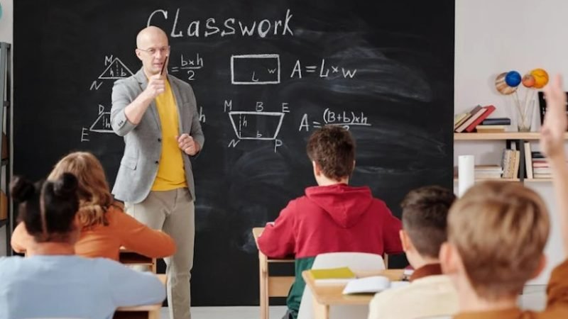 Texas Senate Approves Landmark Teacher Pay Raise Bill