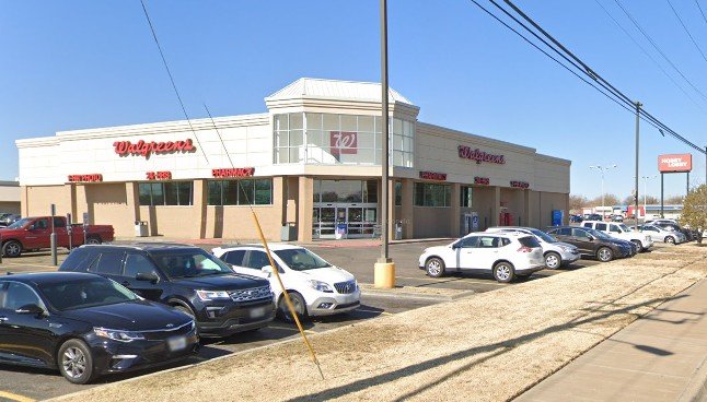 Suspect Robs Walgreens Pharmacy in Amarillo; Police Seek Public Help Suspect Robs Walgreens Pharmacy in Amarillo; Police Seek Public Help