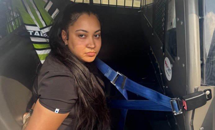 Woman Arrested for Attempted iPhone Fraud on Gulf Freeway
