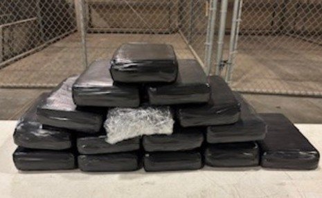 DPS Seizes $400,000 Worth of Cocaine in Webb County Traffic Stop