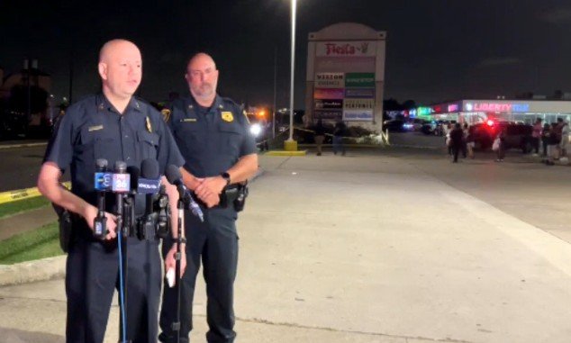Police Chase Ends in Fatal Crash and Suspect’s Suicide on West Bellfort Avenue
