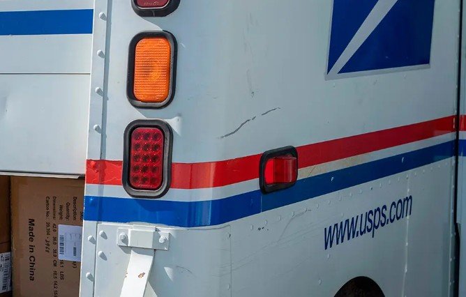 Gang Member and Accomplice Arrested in Stafford for Large Mail Theft Operation