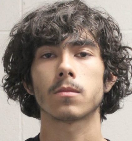 Teen Robbery Suspect Shot After Armed Confrontation in East Harris County