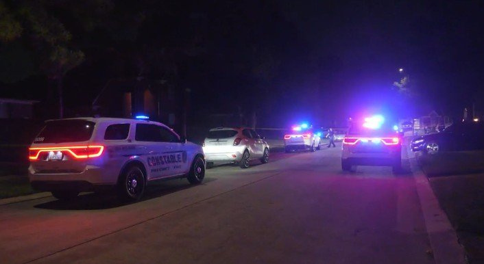 Couple Dead in Apparent Murder-Suicide in West Harris County