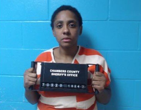 Teamwork Leads to Arrest in Chambers County Vehicle Robbery