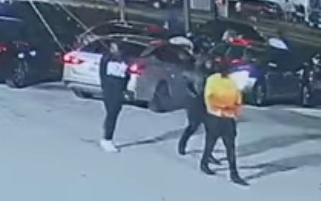 Houston Police Release Video of Suspects in Fatal South Post Oak Shooting