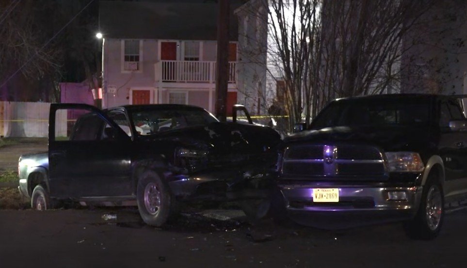 Houston Police Investigating Fatal Shooting of 20-Year-Old in Greater Eastwood