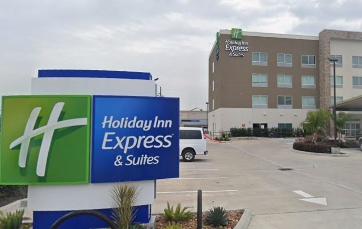Man Arrested in Armed Robbery and Assault at Houston Holiday Inn Express