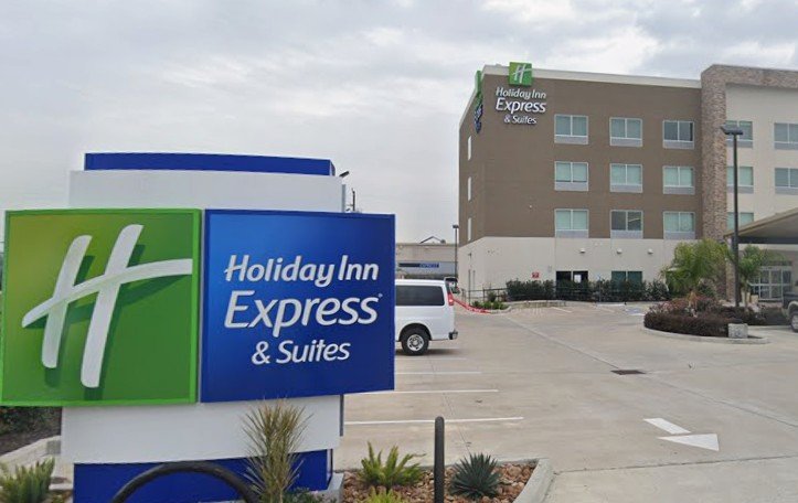 Man Arrested in Armed Robbery and Assault at Houston Holiday Inn Express