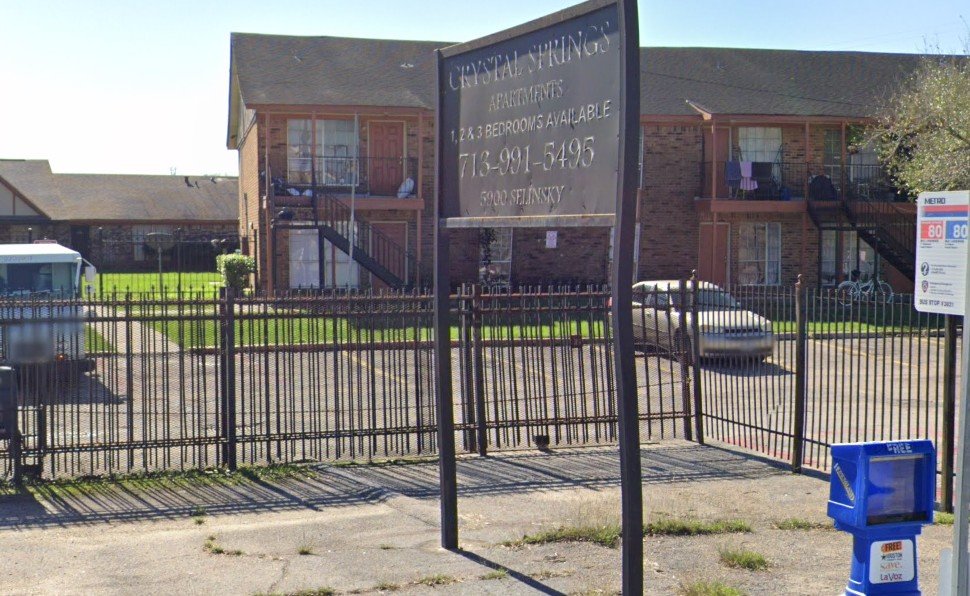 16-year-old Killed at Southeast Houston Apartment Complex, No Suspects Identified