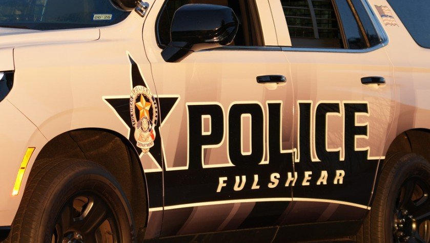 Intense Encounter: Fulshear Police Stop Wrong Vehicle After Armed Robbery Report