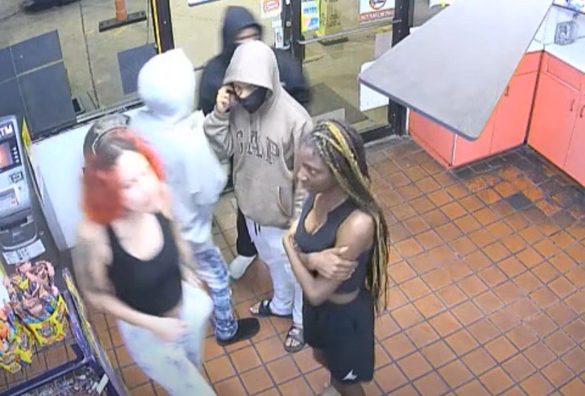 Houston Police Seek Suspects in Gas Station Robbery Involving Rifle