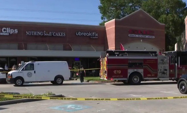 Young Woman Killed After Pickup Truck Crashes Into Humble Bakery