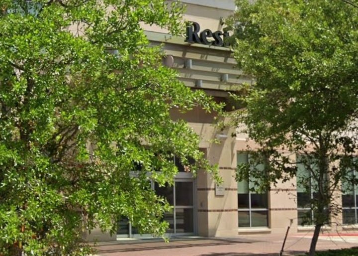 Houston Police Investigating Apparent Murder-Suicide at Astrodome Area Hotel